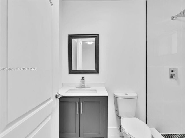 1140 NE 139th St, North Miami, FL 33161