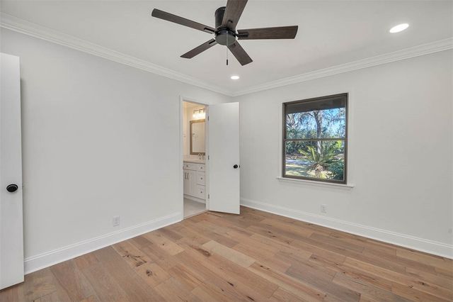 217 Five Pounds Road, St Simons Island, GA 31522