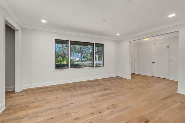 217 Five Pounds Road, St Simons Island, GA 31522