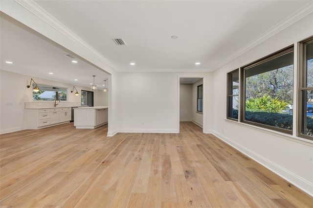 217 Five Pounds Road, St Simons Island, GA 31522