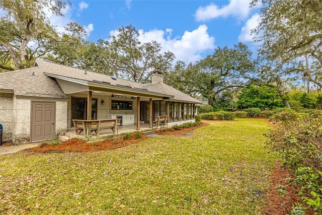 217 Five Pounds Road, St Simons Island, GA 31522