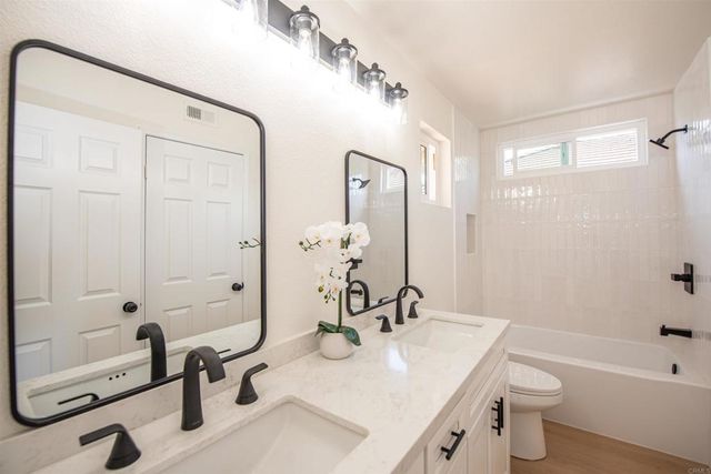 2038 Ridgeline Avenue, Vista, CA 92081