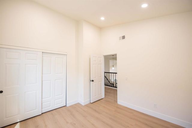 2038 Ridgeline Avenue, Vista, CA 92081