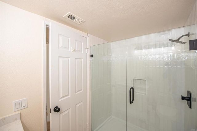2038 Ridgeline Avenue, Vista, CA 92081