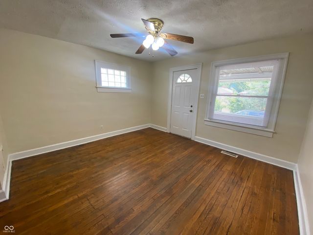 621 Tecumseh Street, Indianapolis, IN 46201