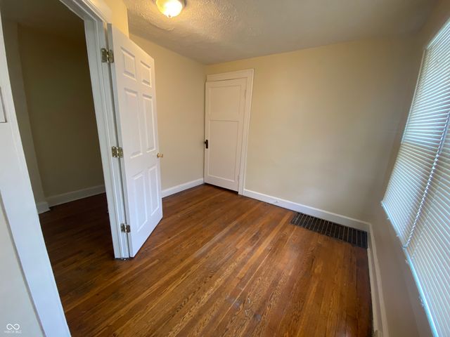 621 Tecumseh Street, Indianapolis, IN 46201