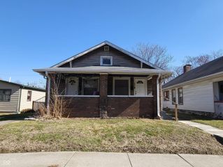 621 Tecumseh Street, Indianapolis, IN 46201