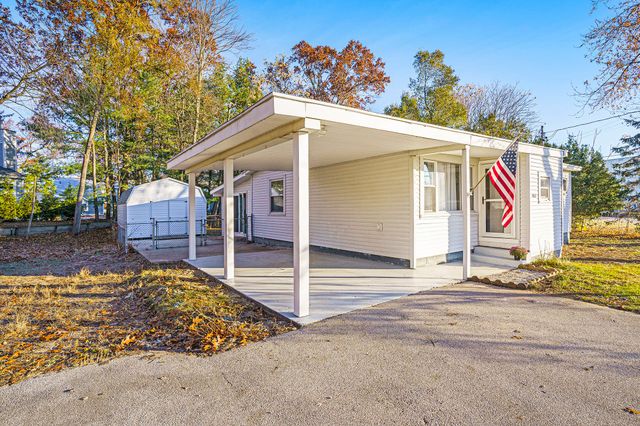 2962 Riverview Avenue, Muskegon, MI 49445