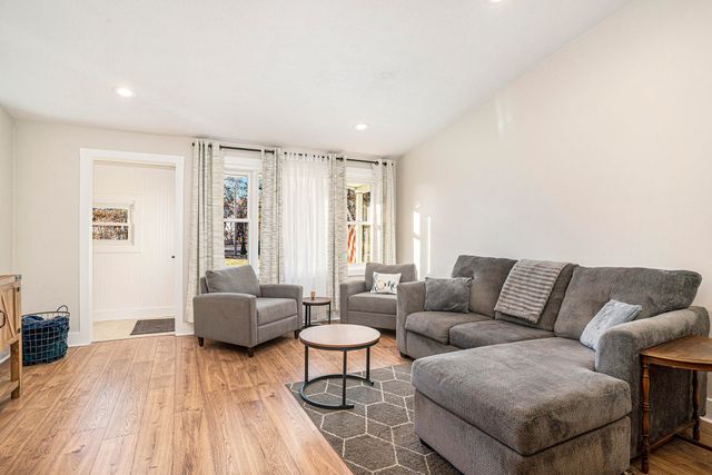 2962 Riverview Avenue, Muskegon, MI 49445