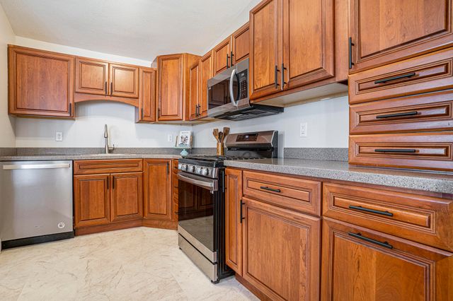 2962 Riverview Avenue, Muskegon, MI 49445