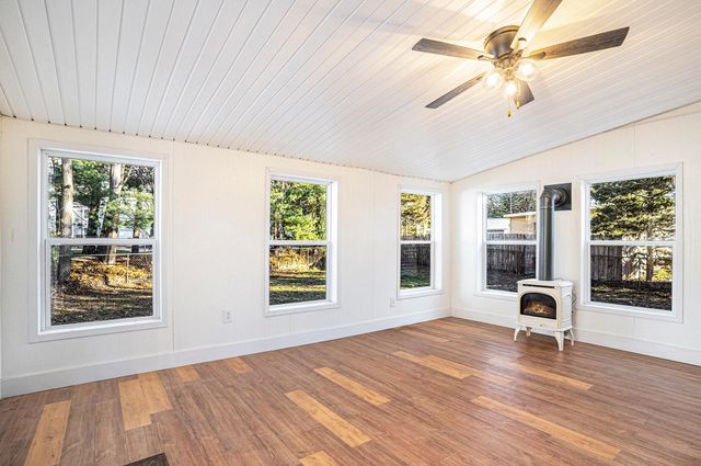 2962 Riverview Avenue, Muskegon, MI 49445