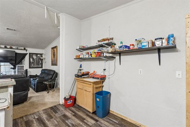 11777 Cottonwood Hills Road, Cashion, OK 73016