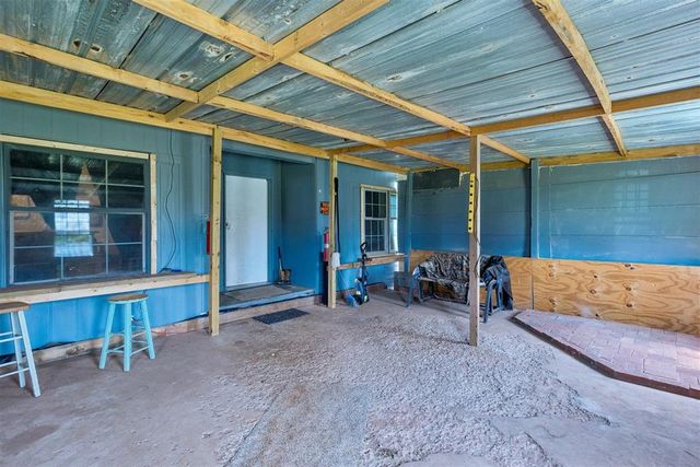 11777 Cottonwood Hills Road, Cashion, OK 73016