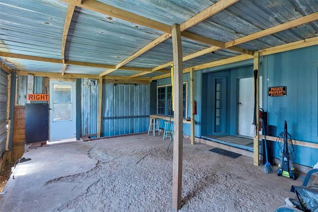 11777 Cottonwood Hills Road, Cashion, OK 73016