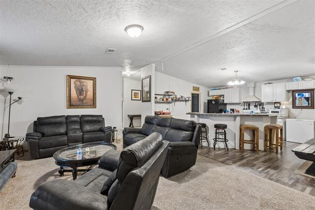 11777 Cottonwood Hills Road, Cashion, OK 73016