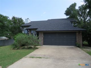 8 E Shawnee Lane, Belton, TX 76513