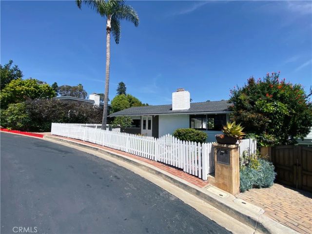 60 S La Senda, Laguna Beach, CA 92651