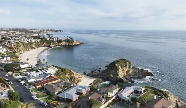 60 S La Senda, Laguna Beach, CA 92651