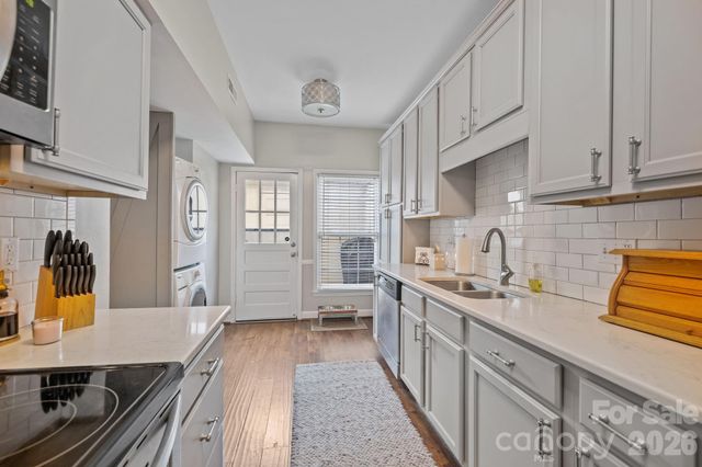 5943 Quail Hollow Road B, Charlotte, NC 28210