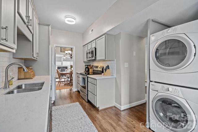 5943 Quail Hollow Road B, Charlotte, NC 28210