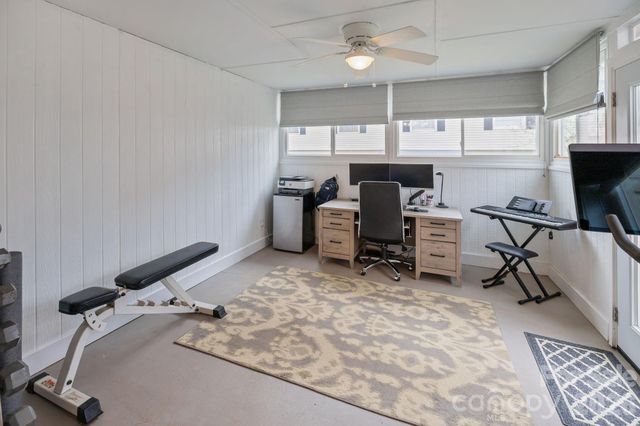 5943 Quail Hollow Road B, Charlotte, NC 28210