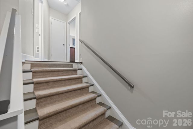 5943 Quail Hollow Road B, Charlotte, NC 28210