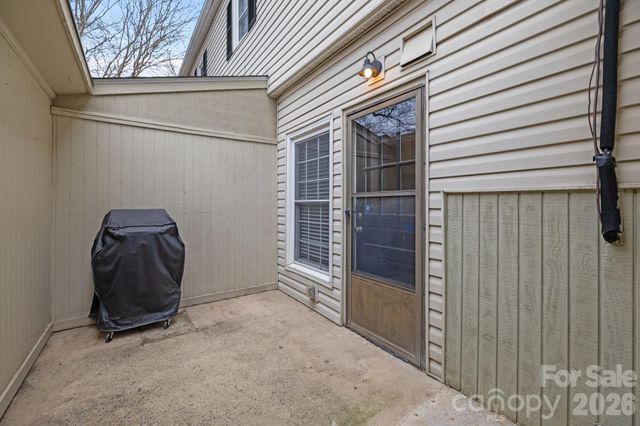 5943 Quail Hollow Road B, Charlotte, NC 28210