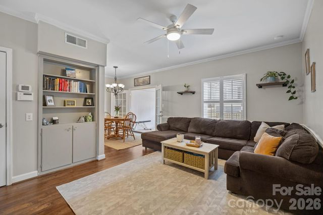 5943 Quail Hollow Road B, Charlotte, NC 28210