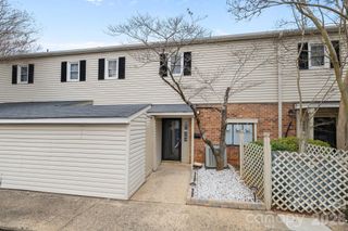 5943 Quail Hollow Road B, Charlotte, NC 28210