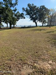 Barkley Drive, Pass Christian, MS 39571