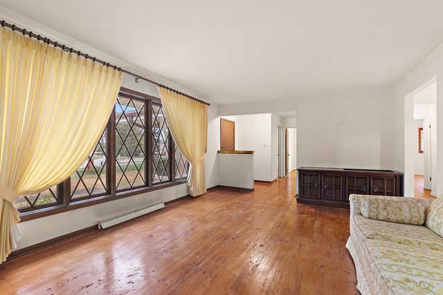 6341 Kimberly Drive, Tinley Park, IL 60477