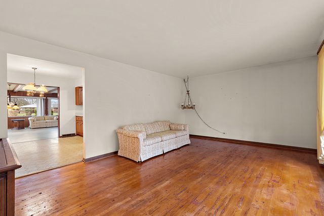 6341 Kimberly Drive, Tinley Park, IL 60477