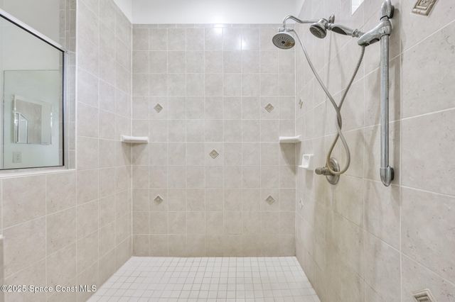 5627 Cypress Creek Drive, Grant, FL 32949