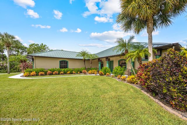 5627 Cypress Creek Drive, Grant, FL 32949