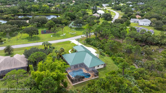 5627 Cypress Creek Drive, Grant, FL 32949