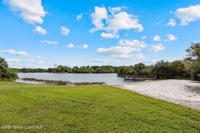 5627 Cypress Creek Drive, Grant, FL 32949