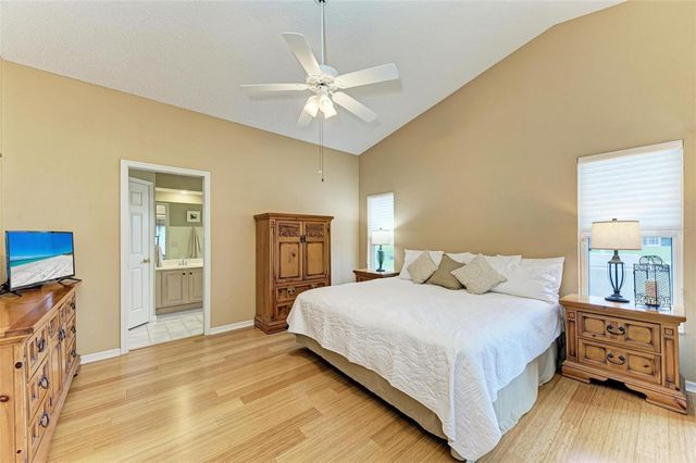 4936 LINSEY COURT, Sarasota, FL 34243