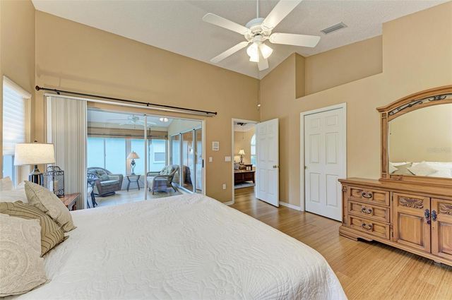4936 LINSEY COURT, Sarasota, FL 34243