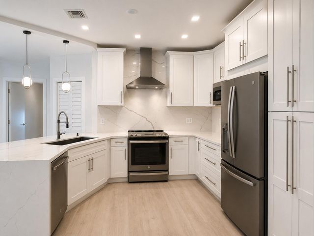 1021 SW 42nd Terrace, Deerfield Beach, FL 33442