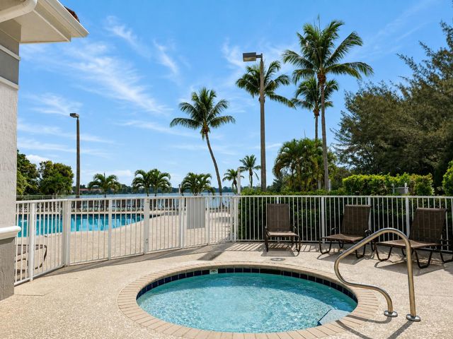 1021 SW 42nd Terrace, Deerfield Beach, FL 33442