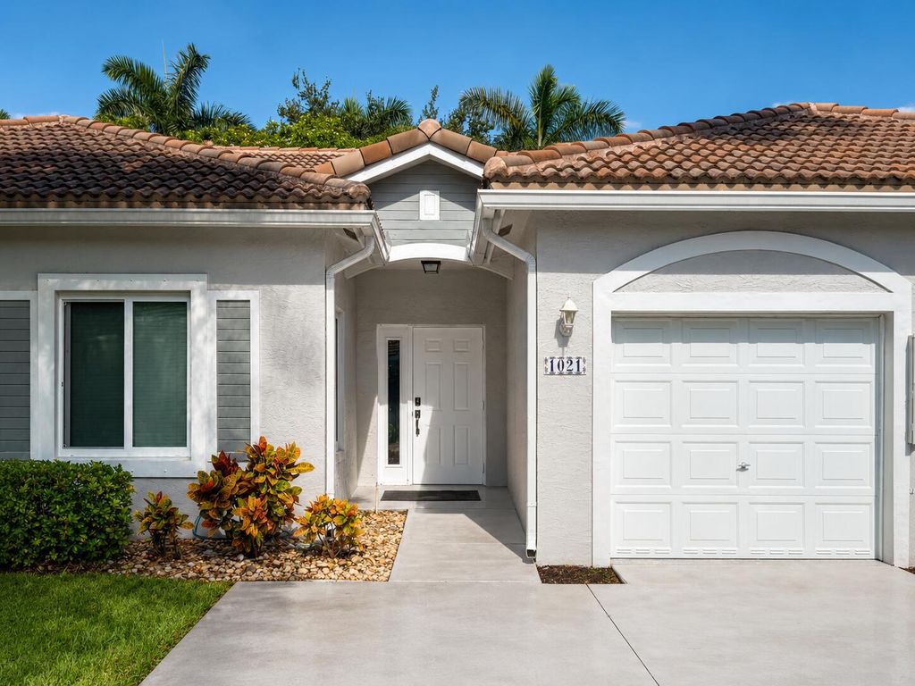 1021 SW 42nd Terrace, Deerfield Beach, FL 33442