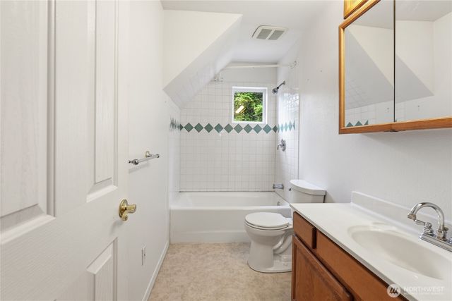 230 Shady Glen Lane, Easton, WA 98925