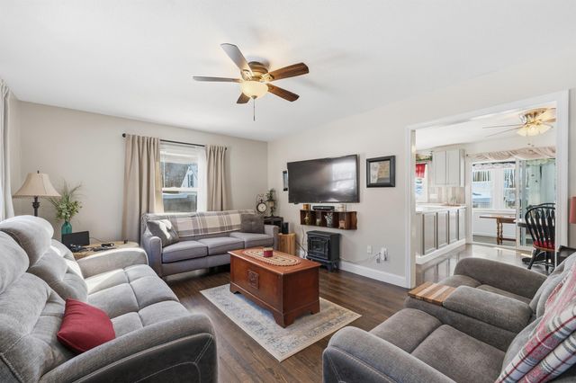 7 Oak Street, Allenstown, NH 03275