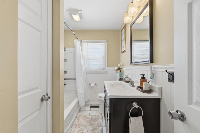 7 Oak Street, Allenstown, NH 03275