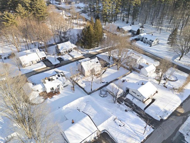 7 Oak Street, Allenstown, NH 03275