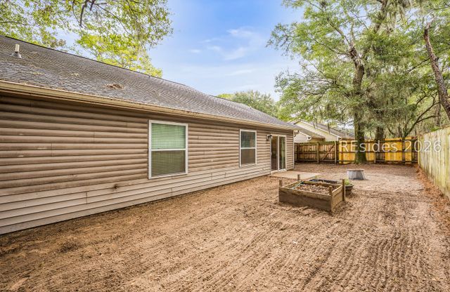 28 Brindlewood Dr, Beaufort, SC 29907