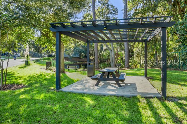 28 Brindlewood Dr, Beaufort, SC 29907