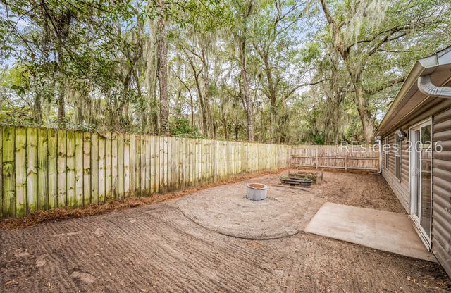 28 Brindlewood Dr, Beaufort, SC 29907