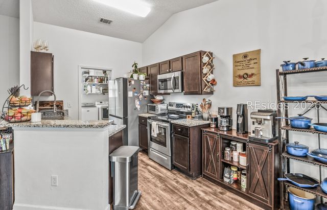 28 Brindlewood Dr, Beaufort, SC 29907