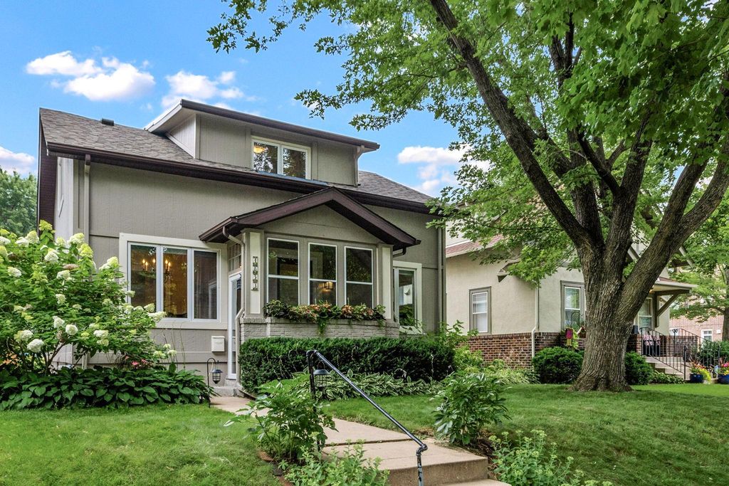 4853 Washburn Avenue S, Minneapolis, MN 55410